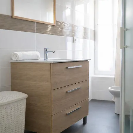 Jolie Maison De Centre 8 Personnes Les Sables-dʼOlonne