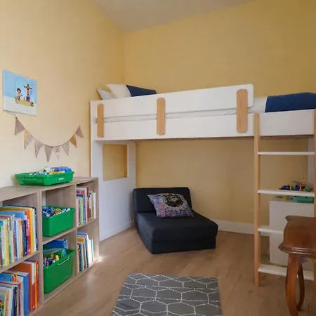 Ferienhaus Jolie Maison De Centre 8 Personnes *